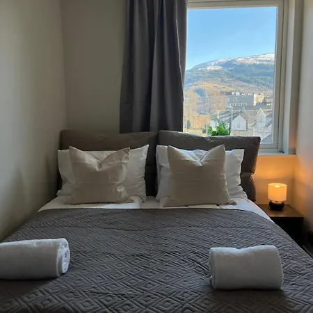 Luxury River View - Vibe - Heart Of Voss