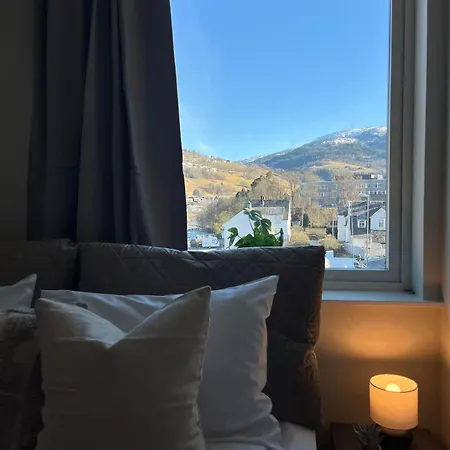 Luxury River View - Vibe - Heart Of *